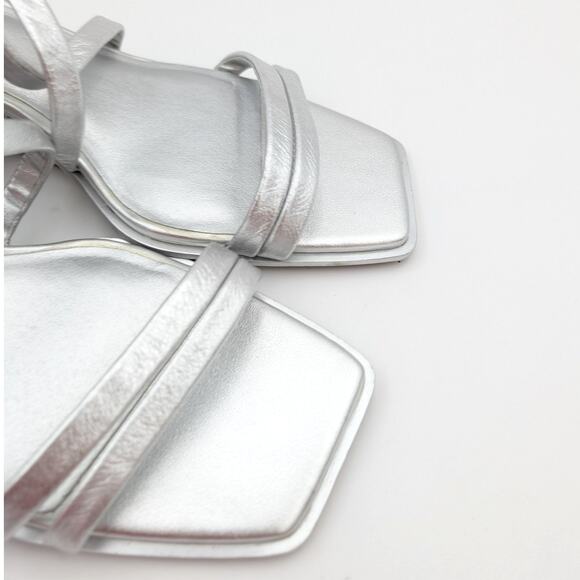 Caslon Paola Ankle Strap Wedge Sandal Women's Silver Metallic Size US8M EU39 - Picture 11 of 13